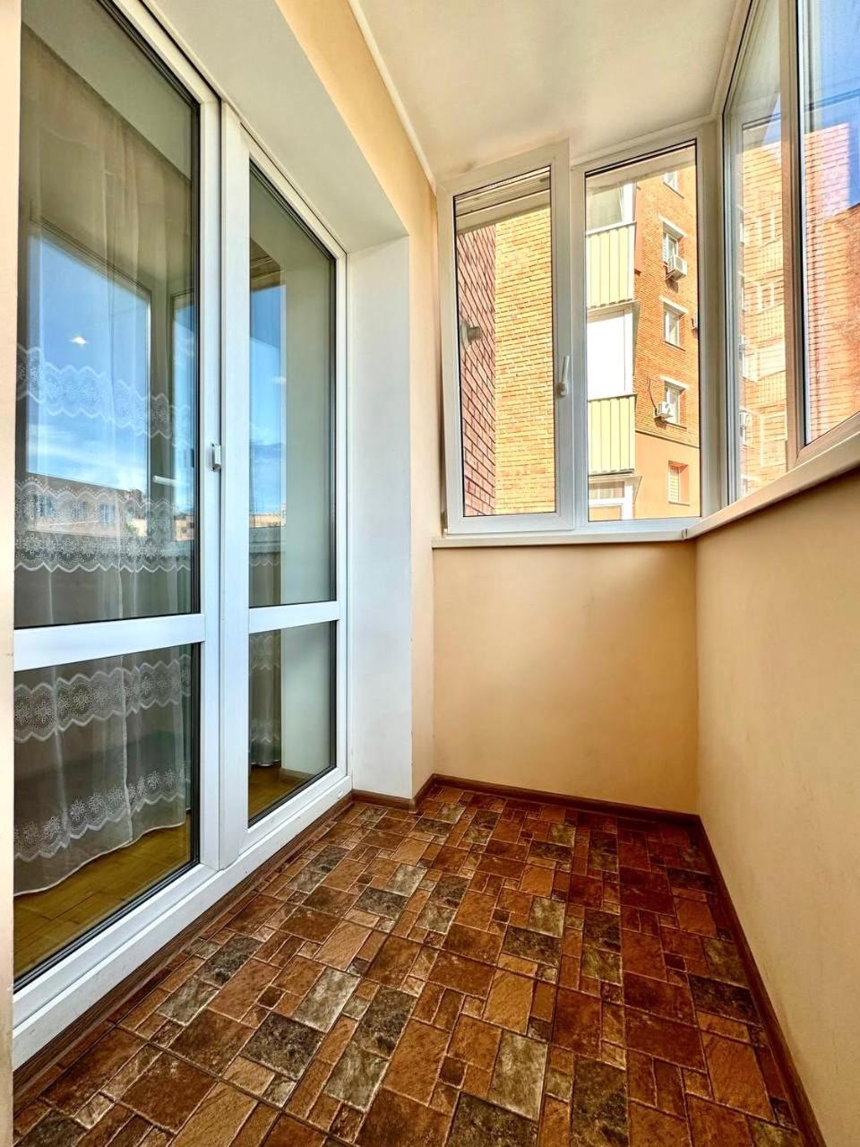 Apartpoltava: Elegant Spacious Apartments near Agrarian University Exterior photo